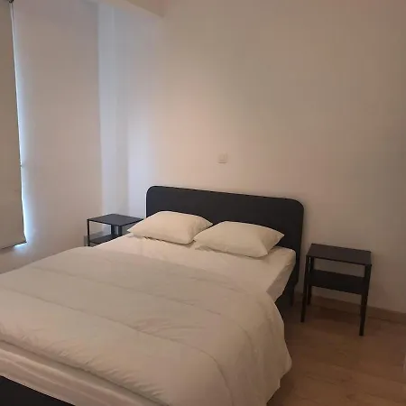 La Dinanderie Apartment *